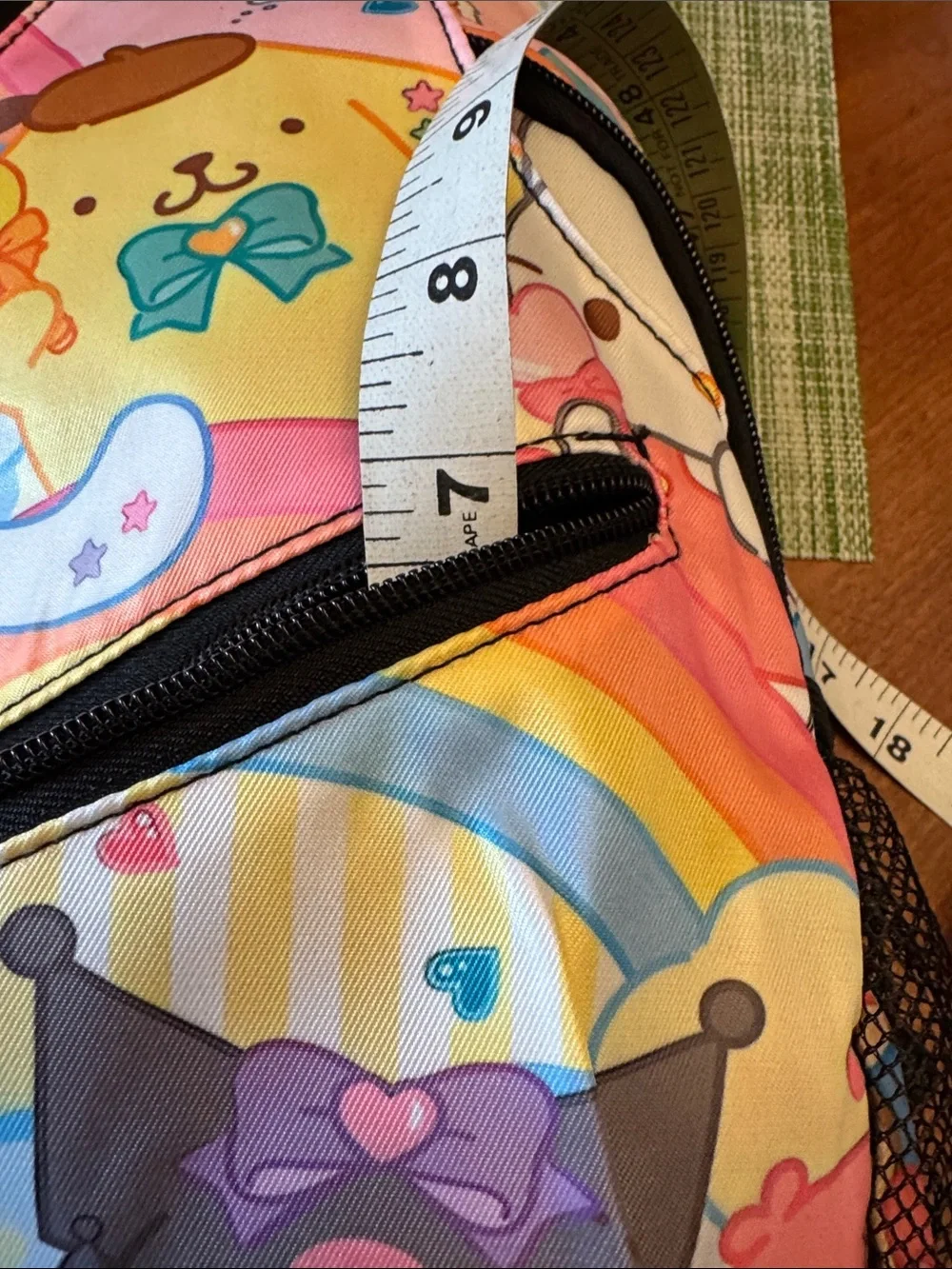 Hello Kitty & friends ,Pink Yellow Multicolor Character Sling Bag. NWOT